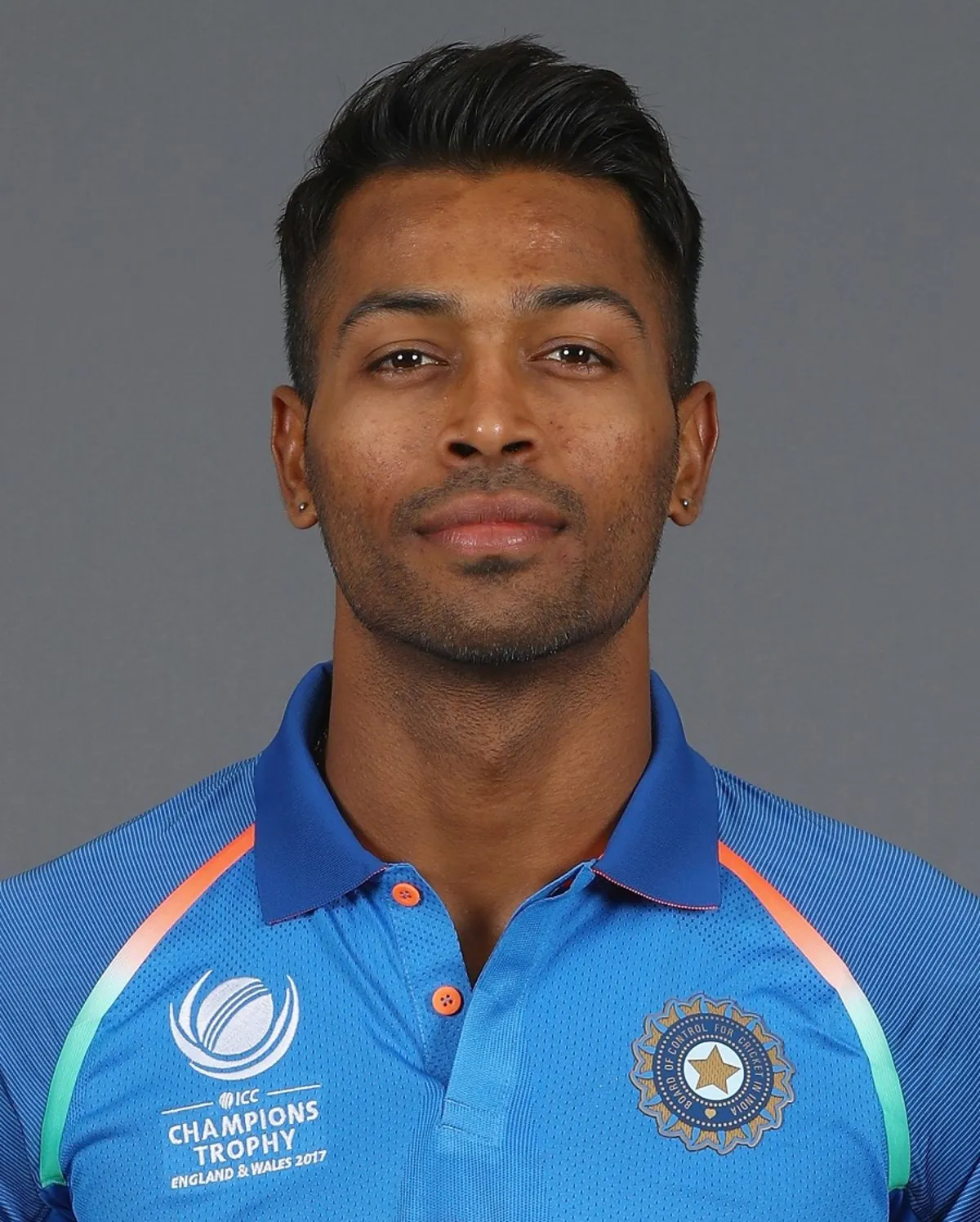 hardik pandya national flag complaint — IN news