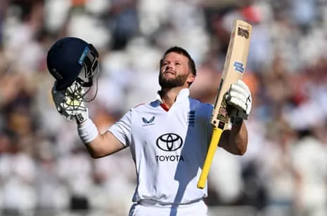 Ben Duckett celebrates